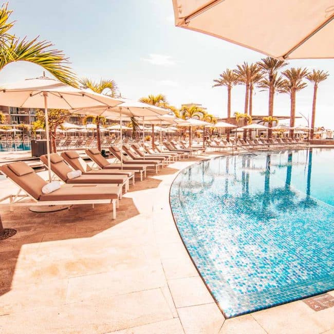 Le Blanc Pool Area