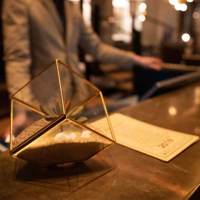 kimpton van zandt lobby