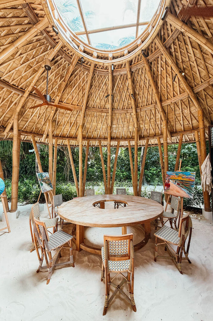 Finolhu Maldives art studio