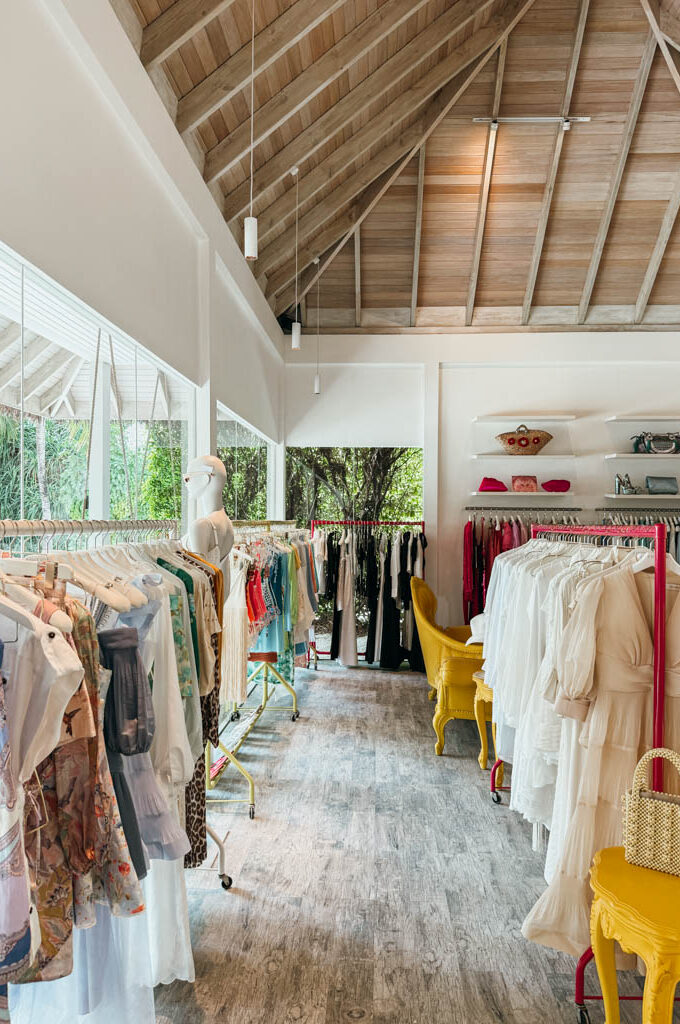 Finolhu Maldives shop