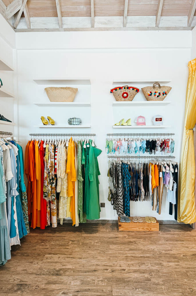 Finolhu Maldives shop